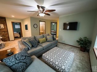7 S 13th St, Clear Lake, IA 50428