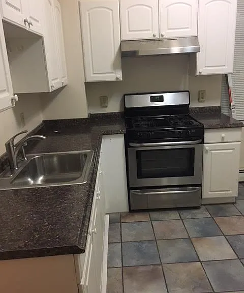 274 Brookline St #2R — Photo 1