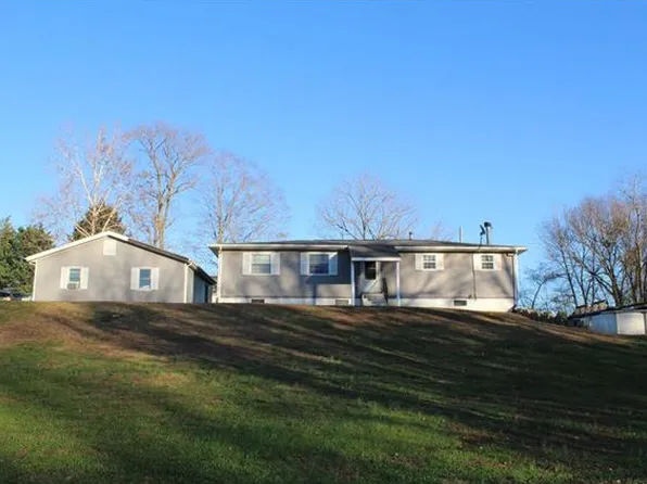 3680 Seiler Rd, Bethalto, IL 62010