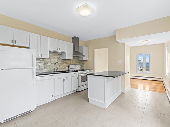 2nd image of 200 Ocean Ave #4
