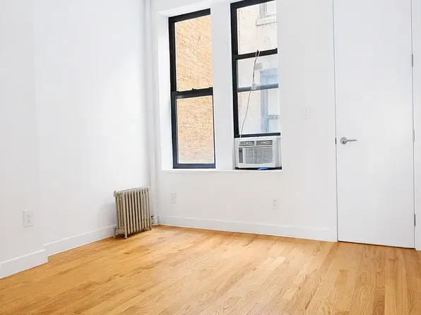 829 9th Ave, New York, NY
