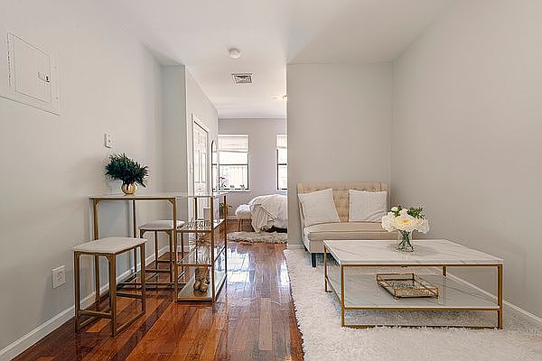 1st image of 44 W 14th St APT 6B