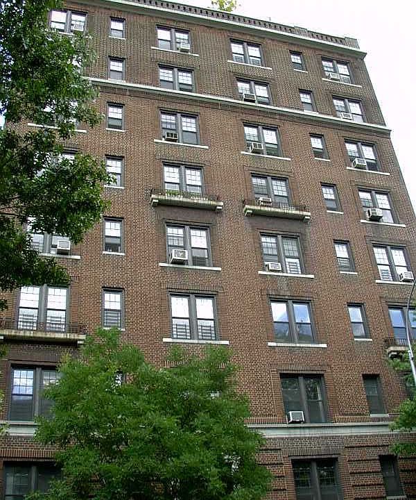1st image of 125 W 76th St APT 4A
