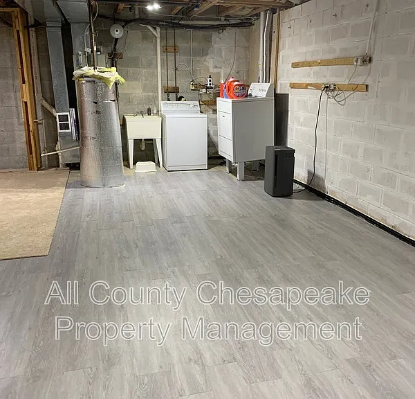 949 Whispering Ridge Ln — Photo 17