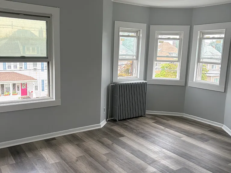 387 Main St #2 — Photo 3