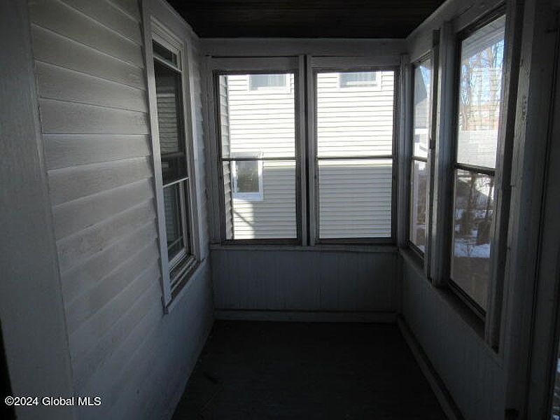 3rd image of 2333 Story Avenue