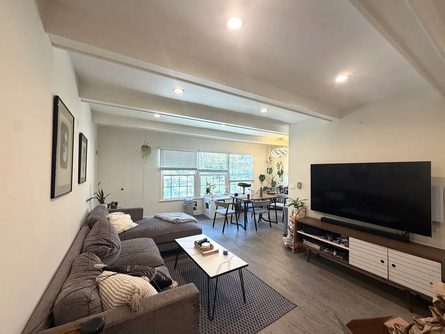 2 bed, 950 sqft, $3,500 — Photo 2