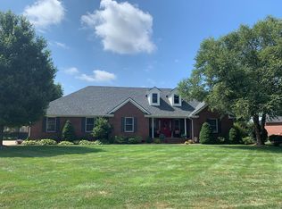 6414 Springwood Dr, Owensboro, KY 42301