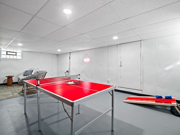 Building's Lounge