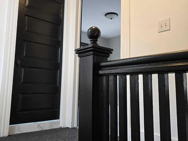 530 Myrtle St — Photo 16