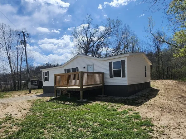 24345 Highway J, Versailles, MO 65084