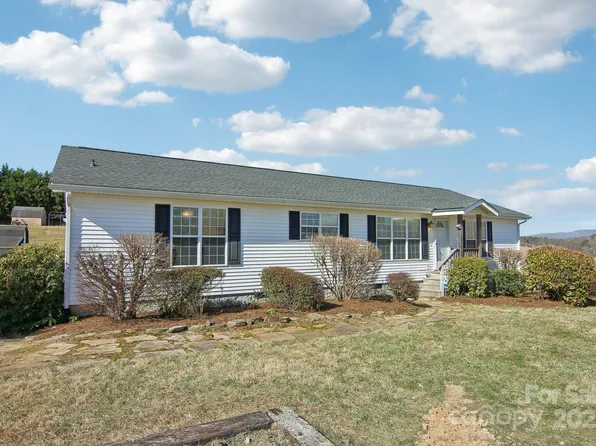 205 Blue House Rd, Hendersonville, NC 28792