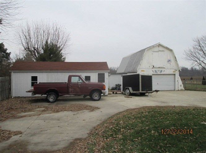 2nd image of 4343 Bellefontaine Rd