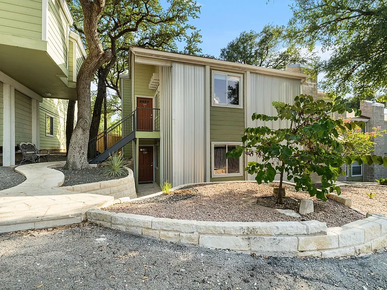 3601 Menchaca Rd #110 — Photo 2