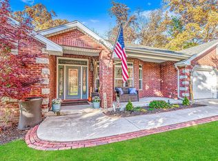 3709 Christian Rdg, Jefferson City, MO 65101