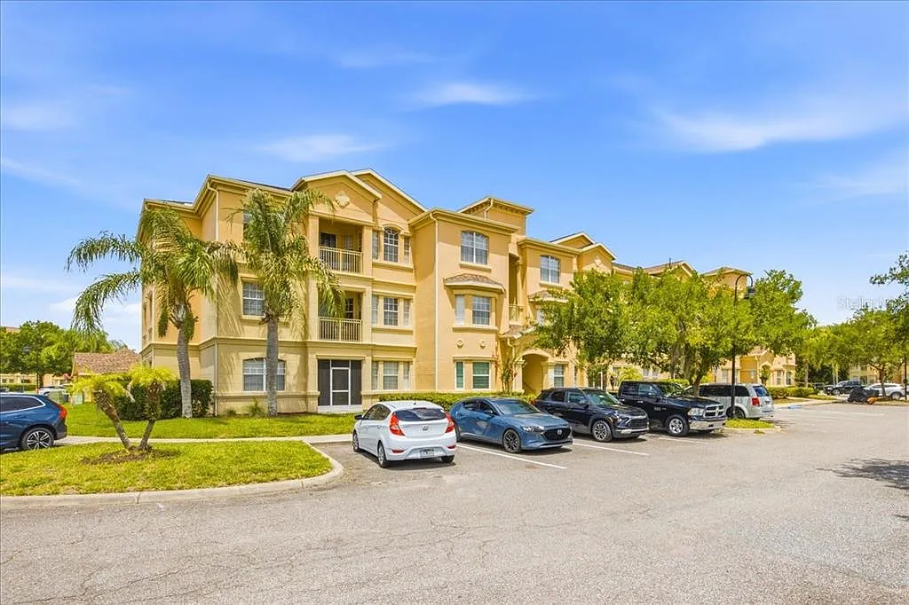 3 bed, 2.0 bath, 1542 sqft, $2,250 — Photo 1