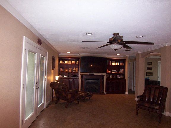 3rd image of 108 Woodsong St