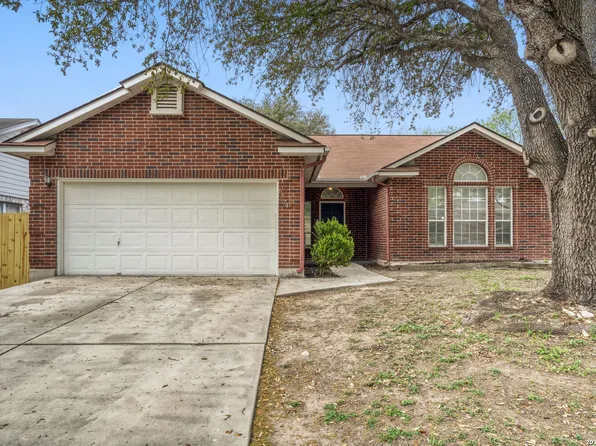 6374 Parkland Oaks Dr, San Antonio, TX 78240