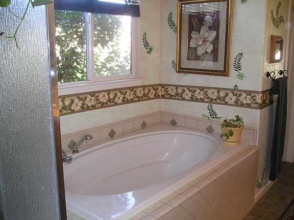 2nd image of 1851 Candace Ct