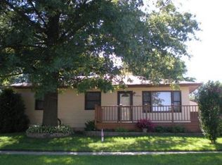2950 9th St, Marion, IA 52302