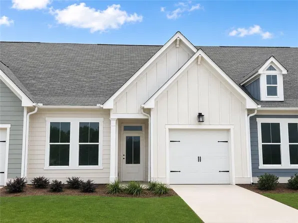 122 Harmony Cir, Cartersville, GA 30120