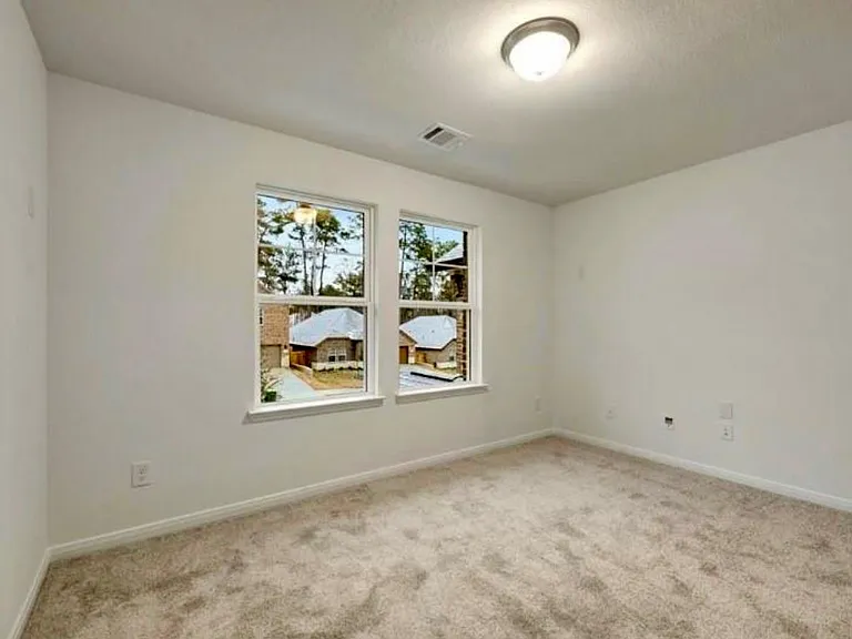 1927 Darlington Oak Dr — Photo 17