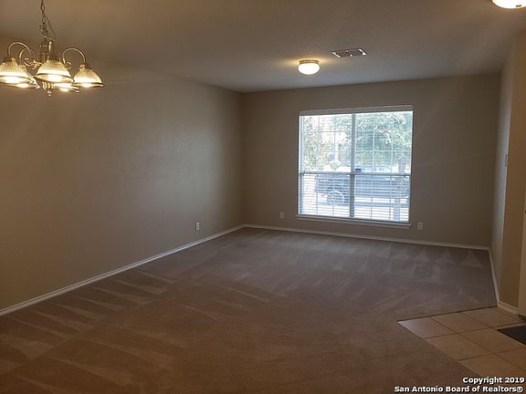 5th image of 467 Dolly Dr