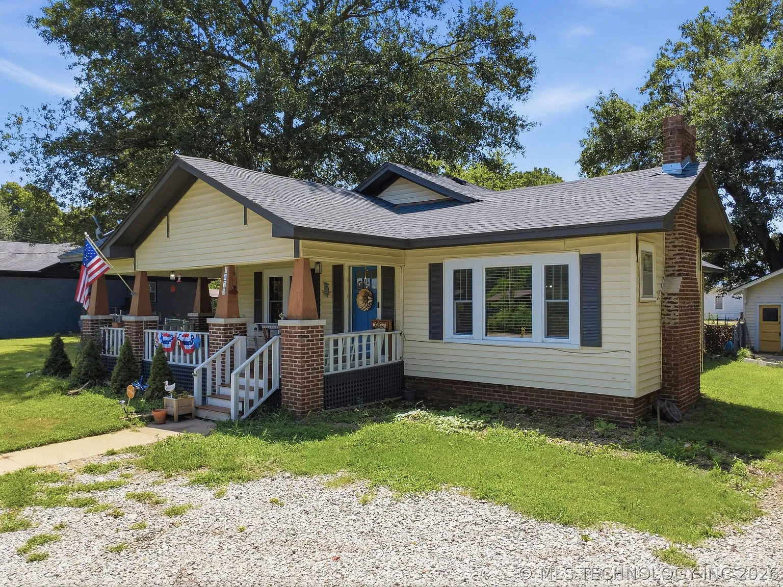 3 bed, 2.0 bath, 1548 sqft, $2,500 — Photo 3