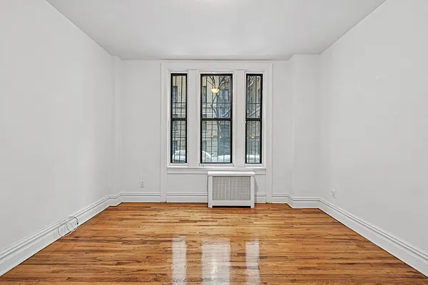 Rented by Cooper & Cooper Real Estate | media 2