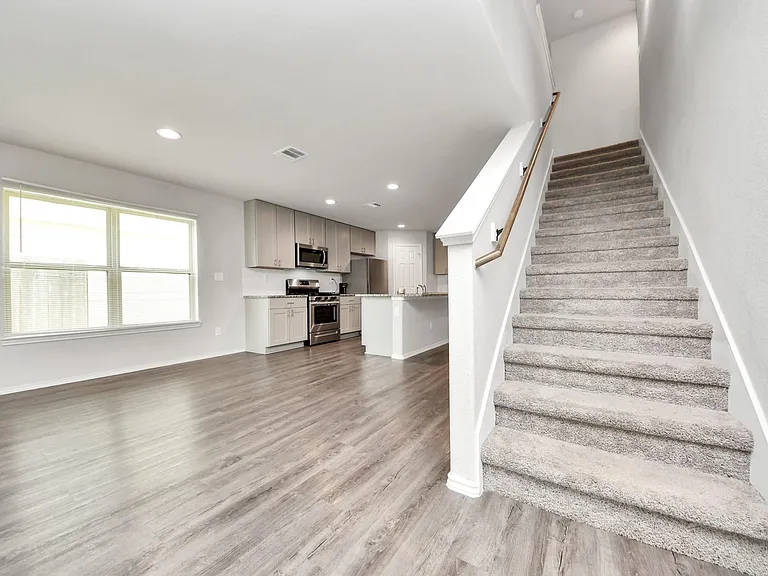 4231 Tulip Oak Dr — Photo 26