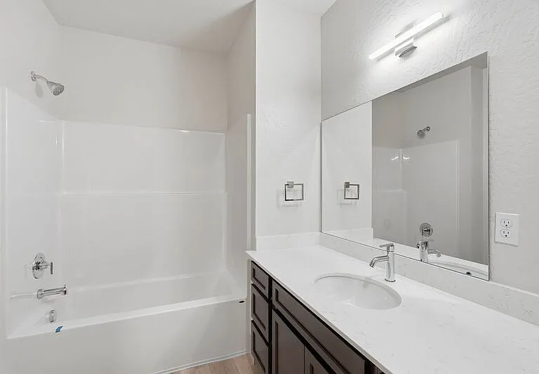 1816 N 15th St #101 — Photo 12