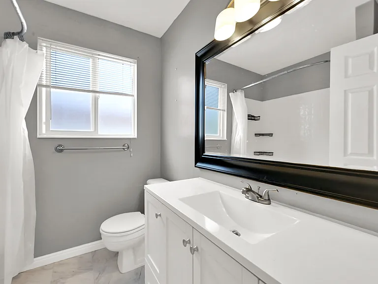5991 S 3260 W — Photo 20