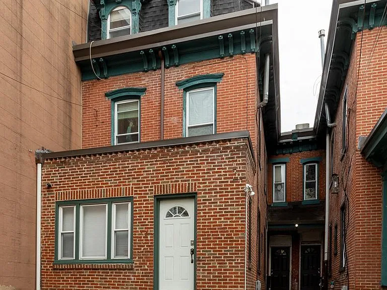 131 W Susquehanna Ave #2F — Photo 15