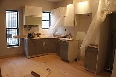 Rented by Loom Group