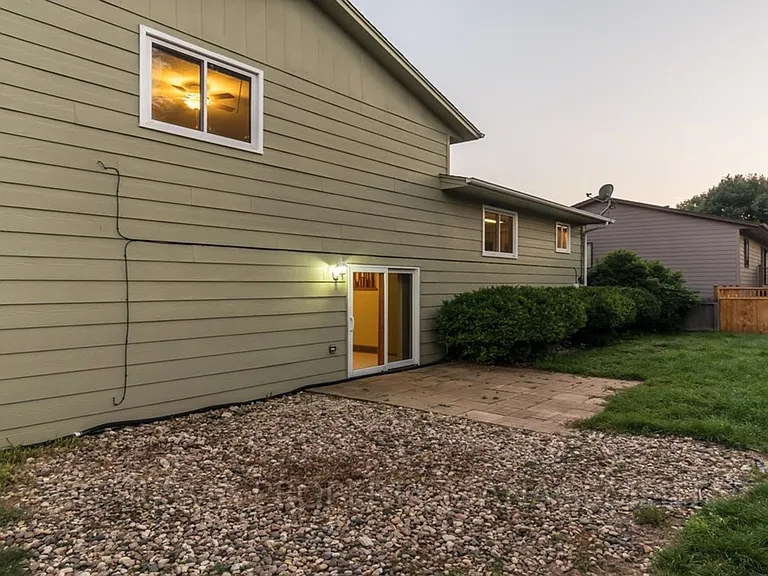 4608 E Blazewood Dr — Photo 28