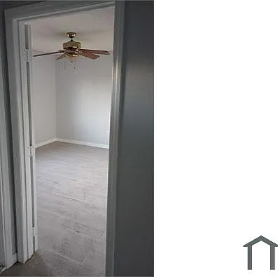 4 bed, $2,300 — Photo 1