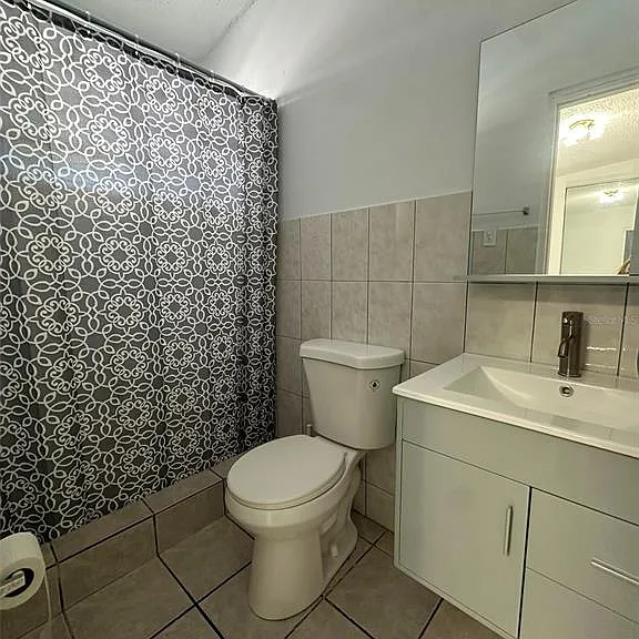 7 Jardines De Country Club B 14 #DEV — Photo 10