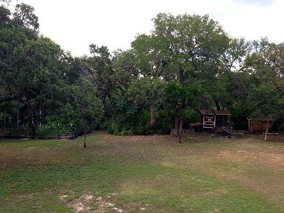 4th image of 206 Whitetail Dr