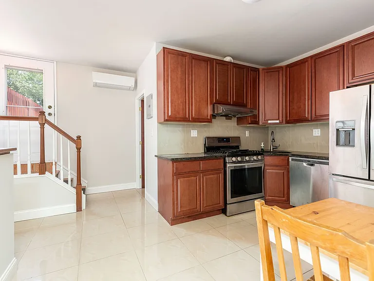 3803 Haverford Ave — Photo 14