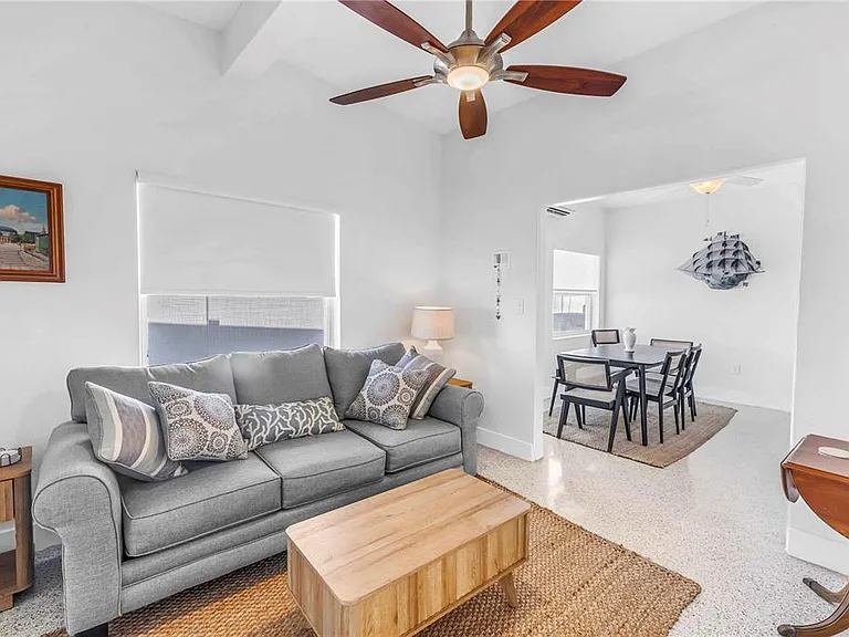 7100 S Shore Dr S — Photo 12