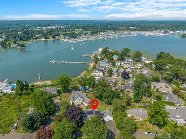 9 Spring Cove Road, Branford, CT 06405