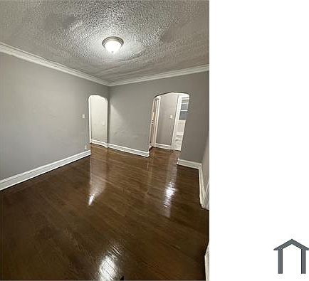5th image of 7555 S Kenwood Ave