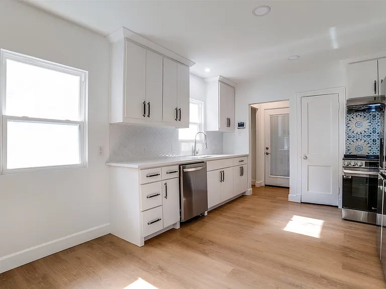 6119 Reiger Ave — Photo 11