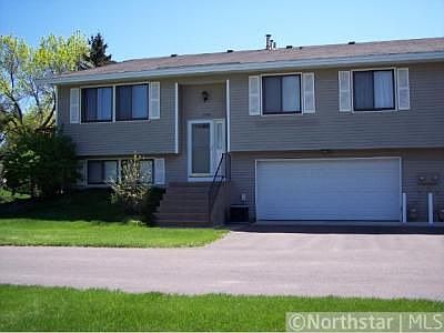2nd image of 450 96th Ln NE