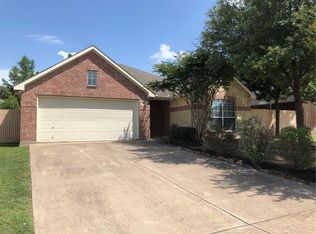1013 Remington Ranch Rd, Mansfield, TX 76063