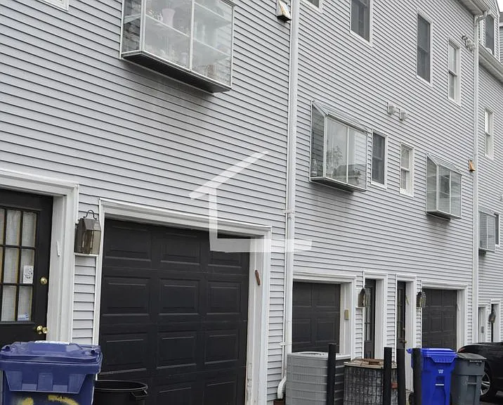 41 Union St #0 — Photo 15