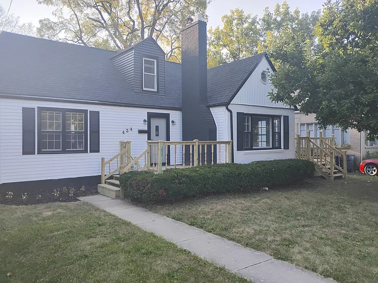 424 S Jameson Ave — Photo 1