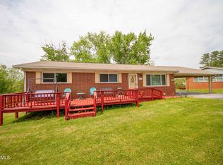 2757 Monte Vista Dr, Maryville, TN 37803