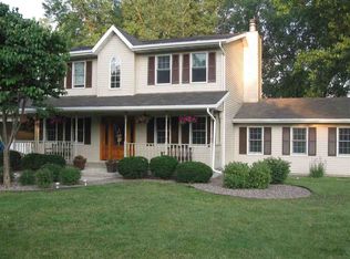 2899 Golden Cir, Stoughton, WI 53589