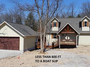 22030 Landing Cir, Golden, MO 65658